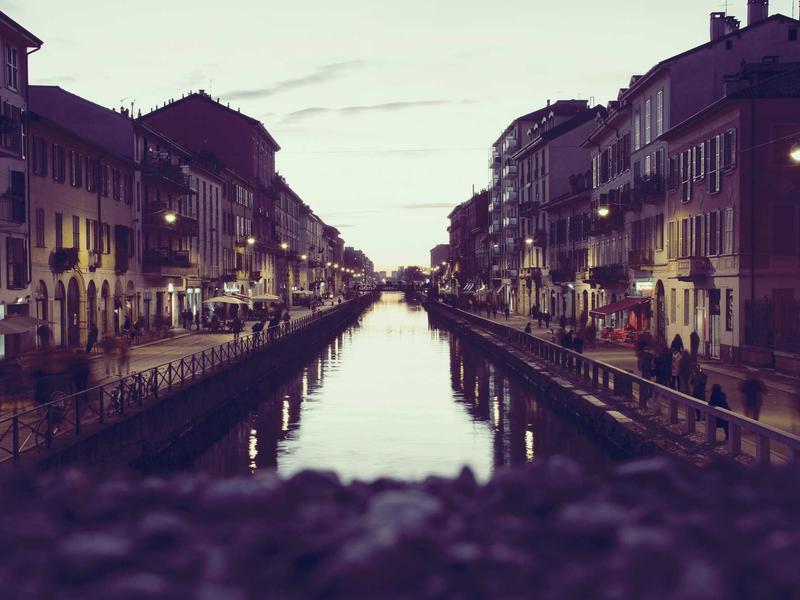 一支疫苗的“奇幻漂流”：从工厂到扎进手臂，它经历了什么？